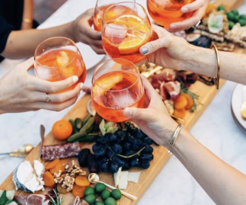 aperitivo hour team days